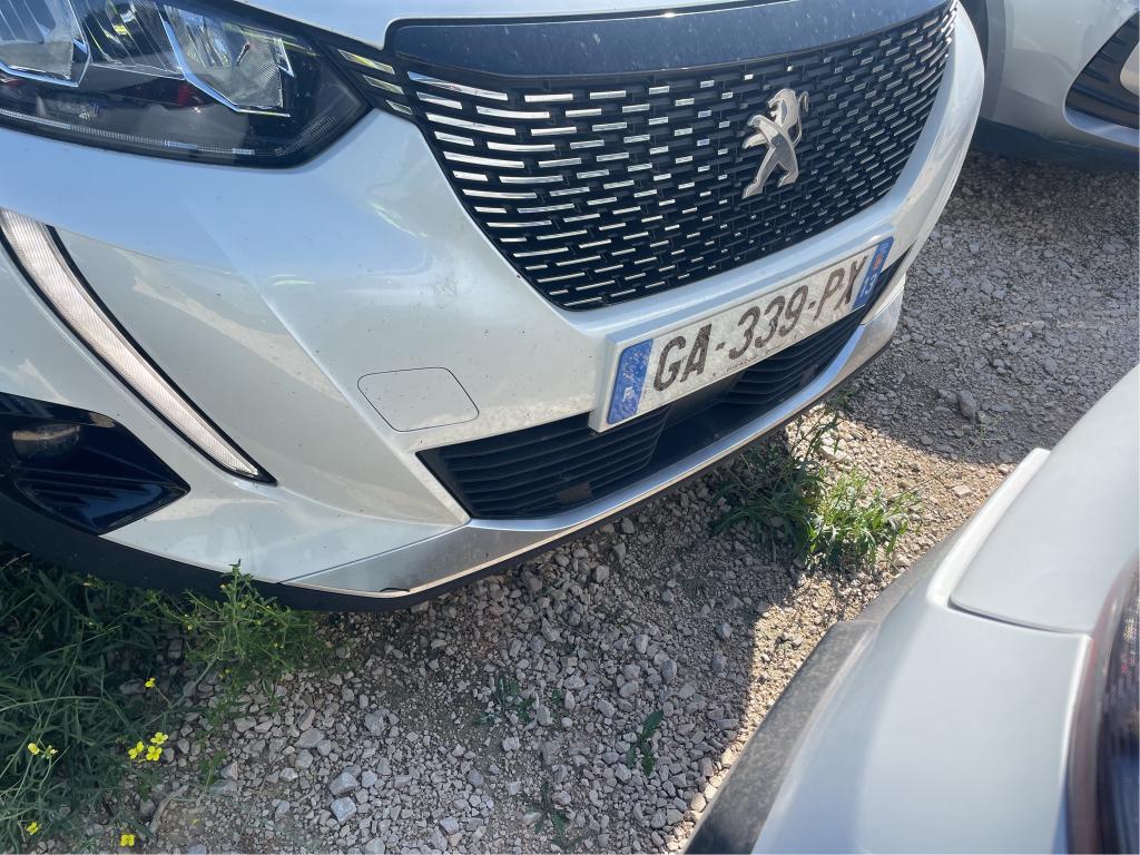 PEUGEOT 2008 BUSINESS PureTech 130 S&S EAT8 Allure 2021