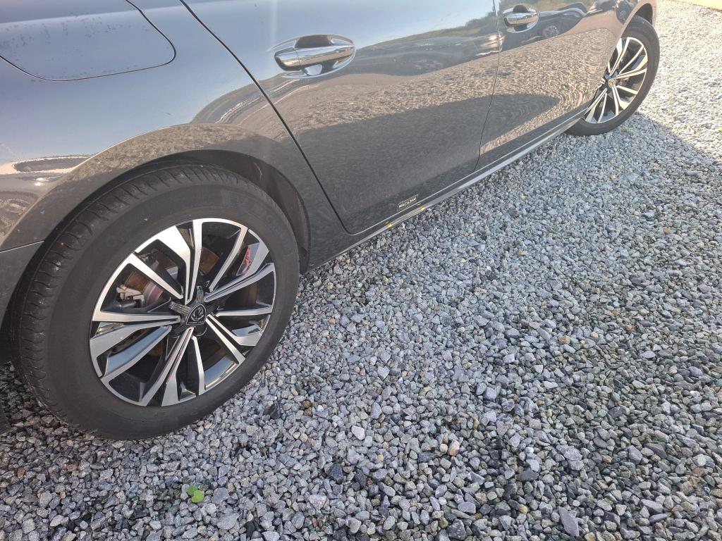 PEUGEOT 508 SW Hybrid 225 e-EAT8 Allure 2023