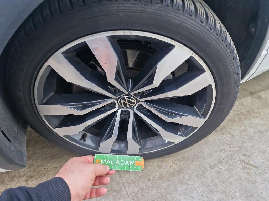 VOLKSWAGEN TIGUAN 1.4 eHybrid 245ch DSG6 R-Line Exclusive 2021
