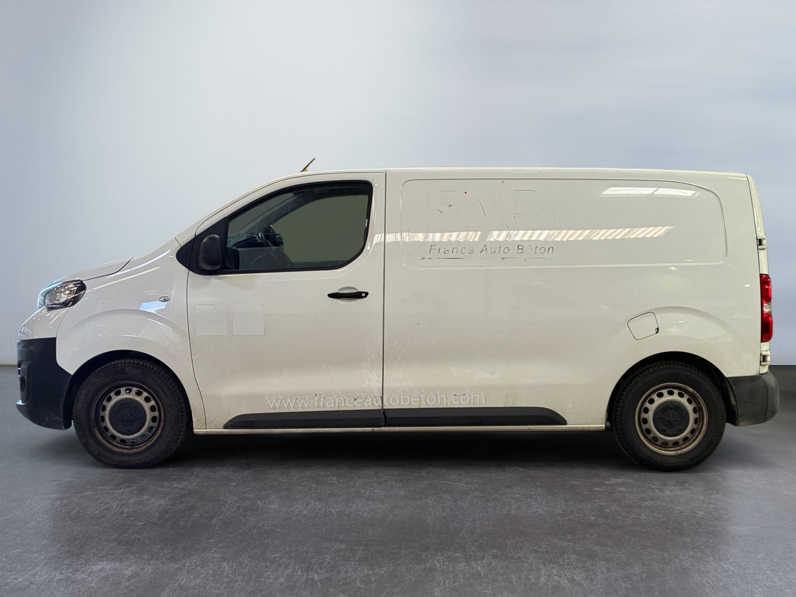 PEUGEOT Expert Asphalt Standard 1,5L B 2022
