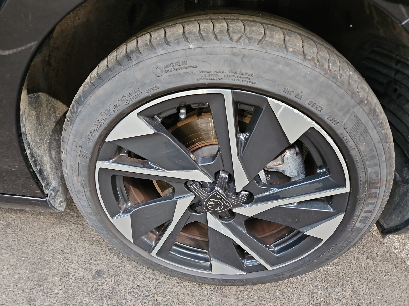 PEUGEOT 308 SW Hybrid 145 e-DCS6 Allure 2025