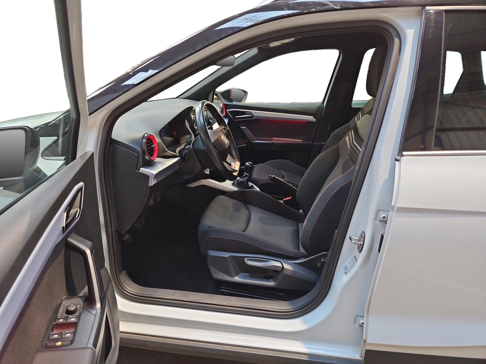SEAT Arona 1.0 TSI 95 ch Start/Stop BVM5 Xperience Pack FR 2024