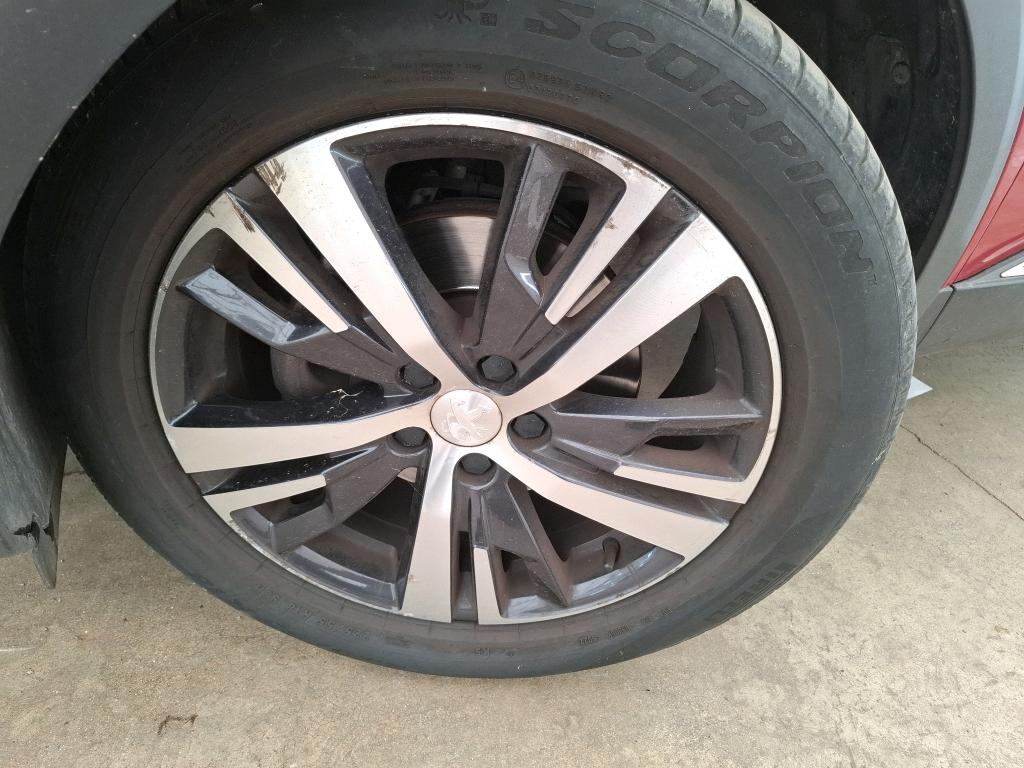 PEUGEOT 5008 BlueHDi 130ch S&S EAT8 Allure 2020