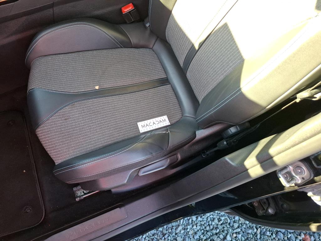 PEUGEOT 3008 BlueHDi 130ch S&S EAT8 Allure Pack 2021