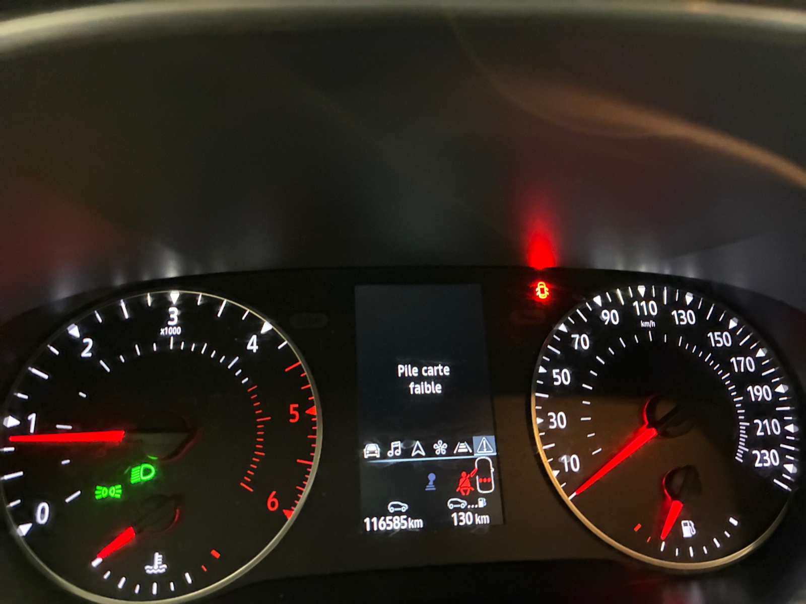 RENAULT Mégane IV Estate Blue dCi 115 - 21N Business 2022