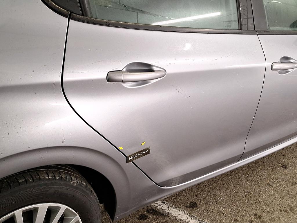 PEUGEOT 208 AFFAIRE BLUEHDI 100 BVM6 PREMIUM 2019