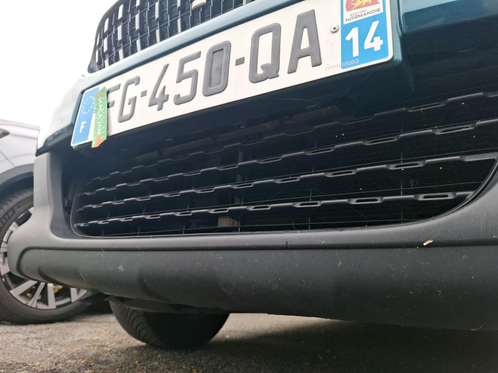 PEUGEOT 2008 PureTech 82ch S&S BVM5 Signature 2019