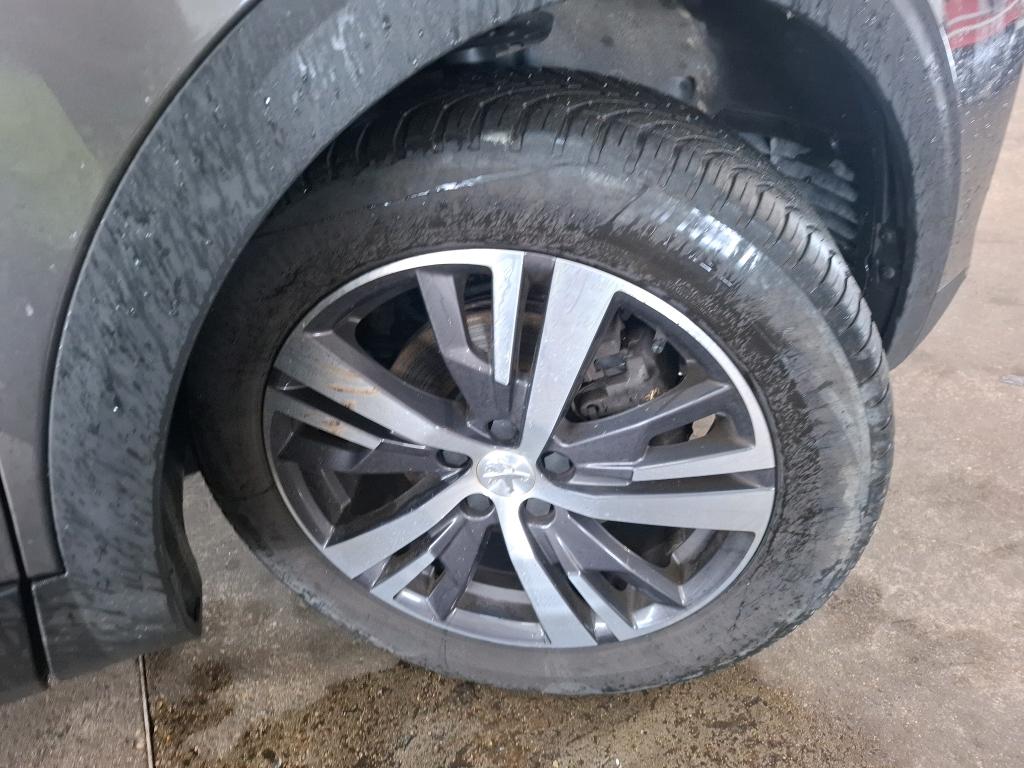 PEUGEOT 3008 BlueHDi 130ch S&S EAT8 Allure Pack 2021