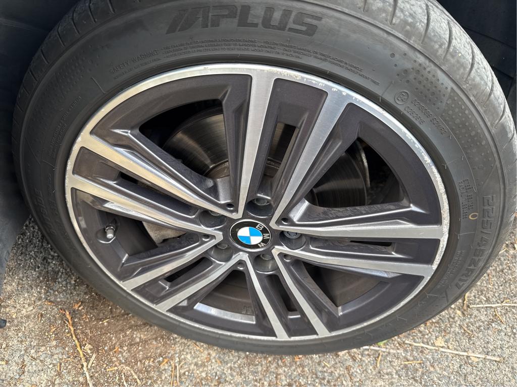 BMW SERIE 1 F40 116d 116 ch DKG7 Business Design 2021