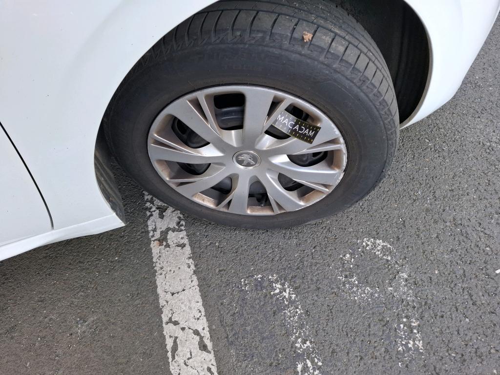 PEUGEOT 208 AFFAIRE BLUEHDI 100 S&S BVM5 PREMIUM 2020
