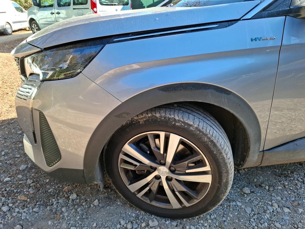 PEUGEOT 3008 Hybrid 225 e-EAT8 Active Pack 2023