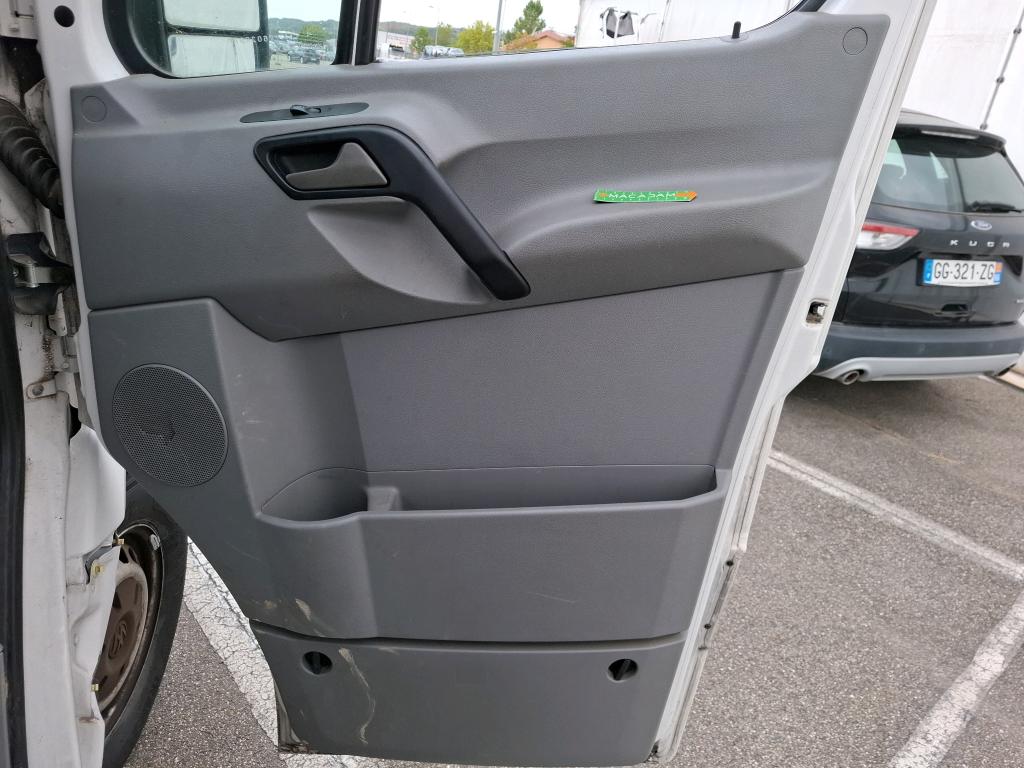 VOLKSWAGEN CRAFTER FOURGON VAN 30 L2H2 2.0 TDI 136 FAP EURO5 - 2014