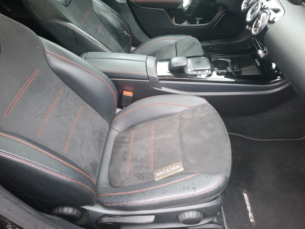 MERCEDES-BENZ CLASSE A 180 d 8G-DCT AMG Line 2021