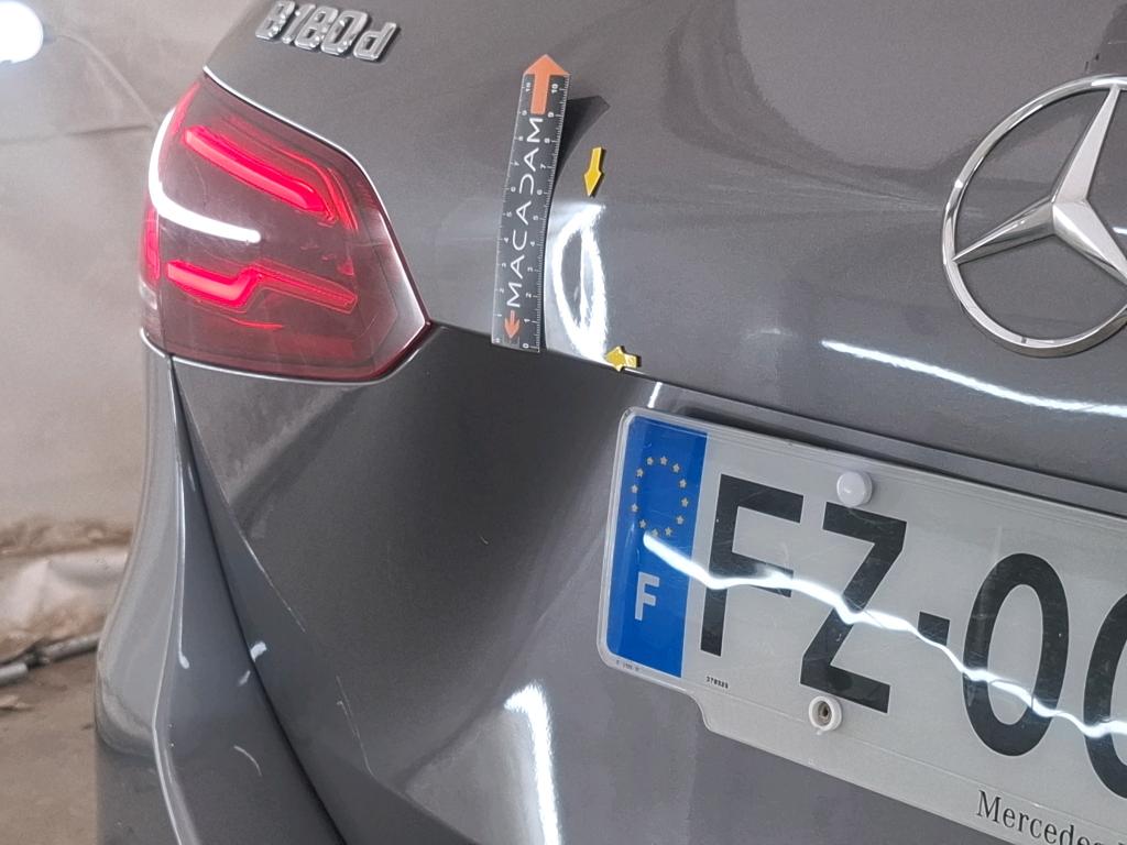 MERCEDES-BENZ MERCEDES CLASSE B 180 d 8G-DCT Style Line Edition 2021