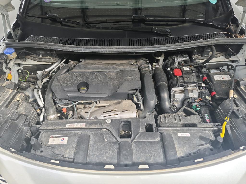 PEUGEOT 3008 Hybrid 225 e-EAT8 GT 2021