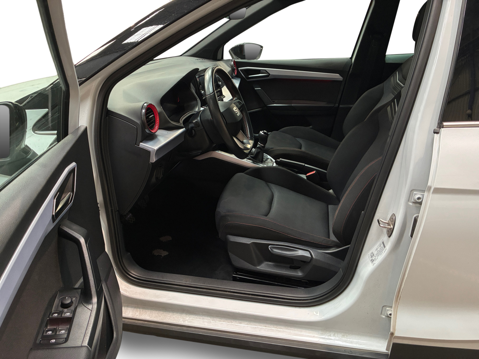 SEAT ARONA 1.0 TSI 95 ch Start/Stop BVM5 Xperience pack FR 2024