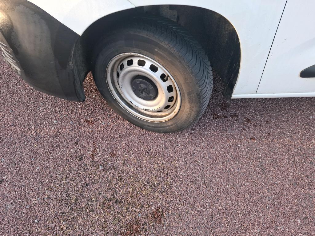 PEUGEOT PARTNER FOURGON STANDARD 650 KG BLUEHDI 100 S&S BVM5 PREMIUM 2021