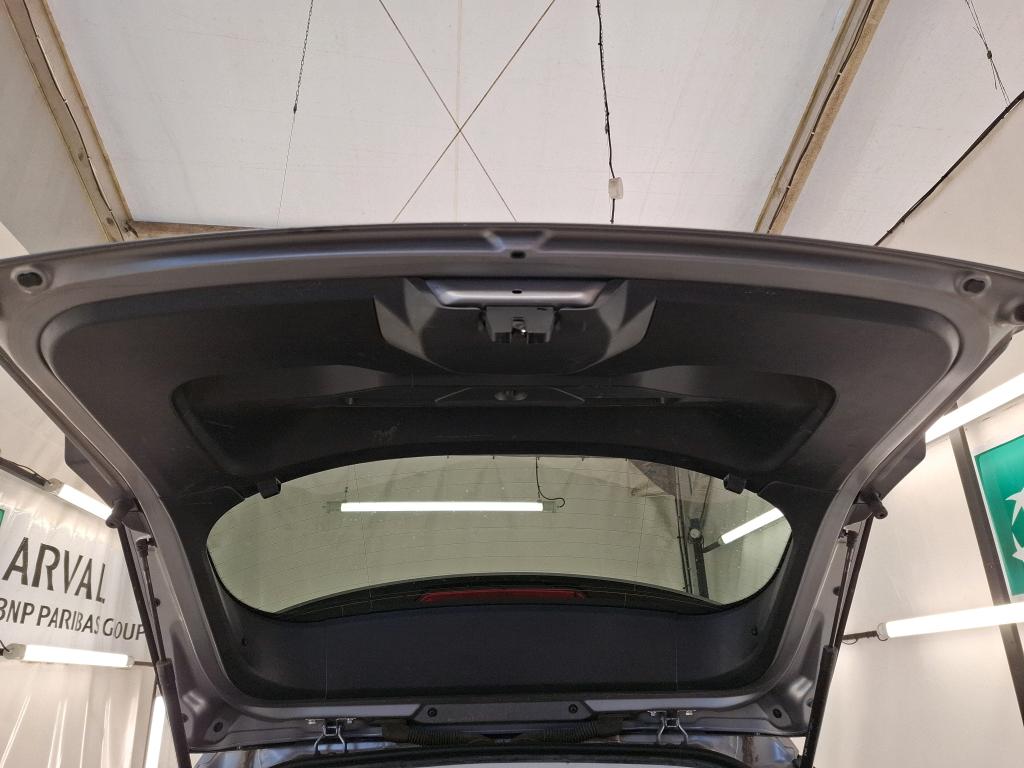 PEUGEOT 2008 BlueHDi 130 S&S EAT8 Allure 2021