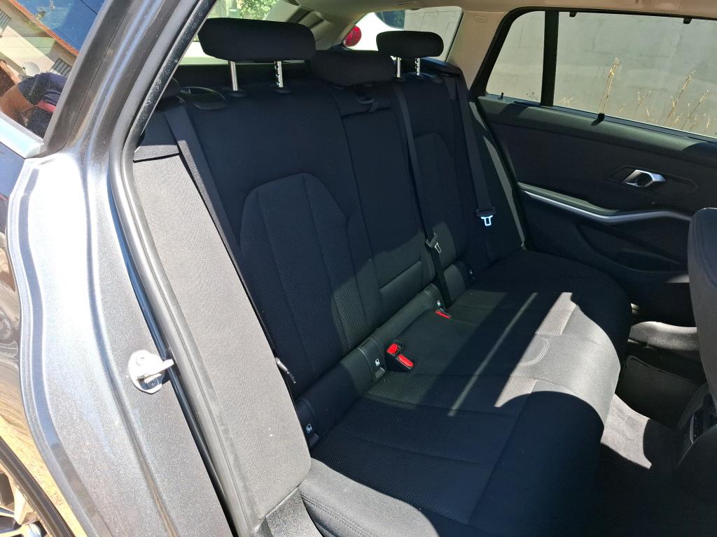 BMW SERIE 3 TOURING G21 318d 150 ch BVA8 Lounge 2022