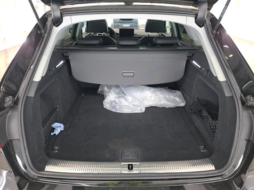 AUDI A4 ALLROAD 40 TDI 204 S Tronic 7 Quattro Avus 2023