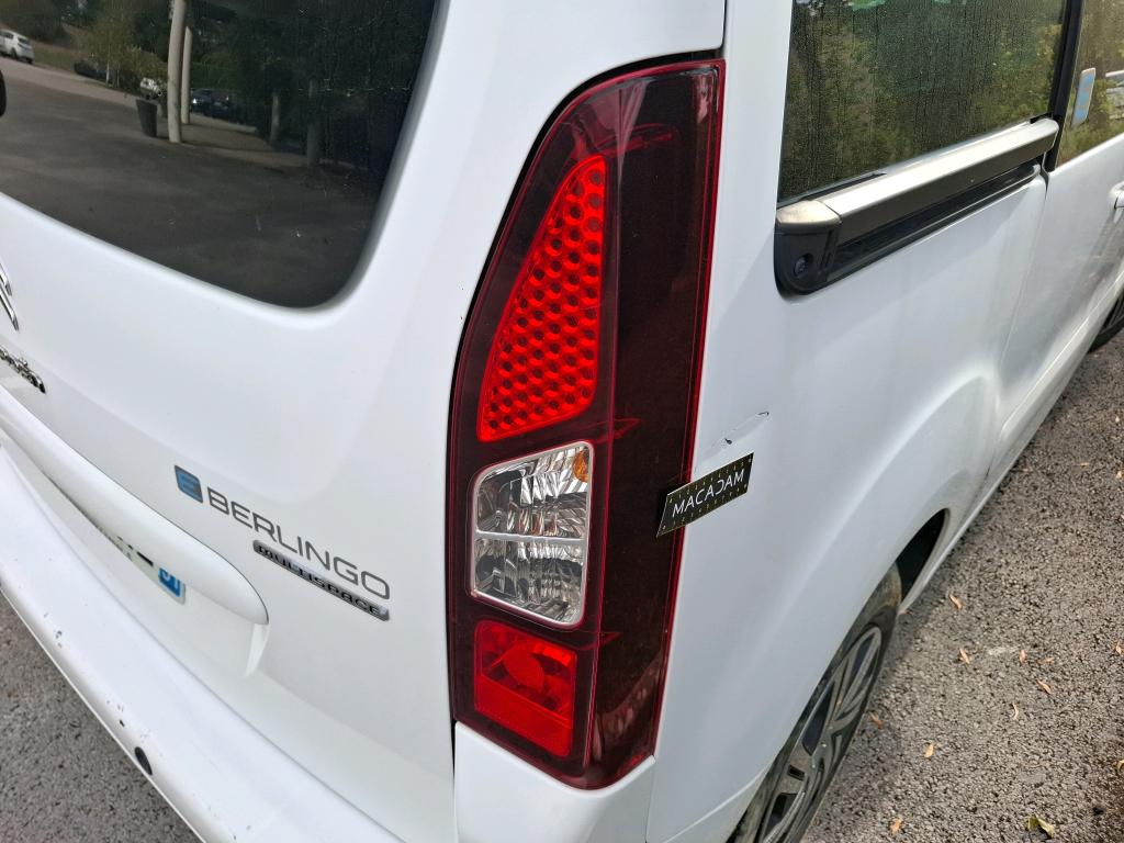 CITROEN BERLINGO E-BERLINGO MULTISPACE Taille M Feel Nav Blanc Banquise 2019