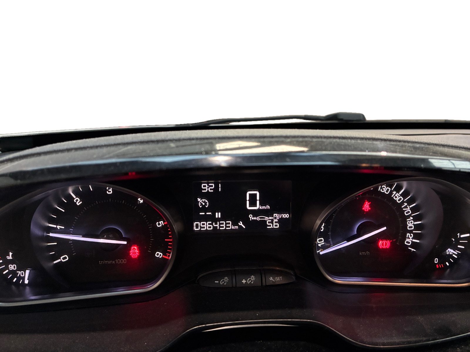 PEUGEOT 208 AFFAIRE 1.6 BLUEHDI 75 BVM5 PREMIUM 2018