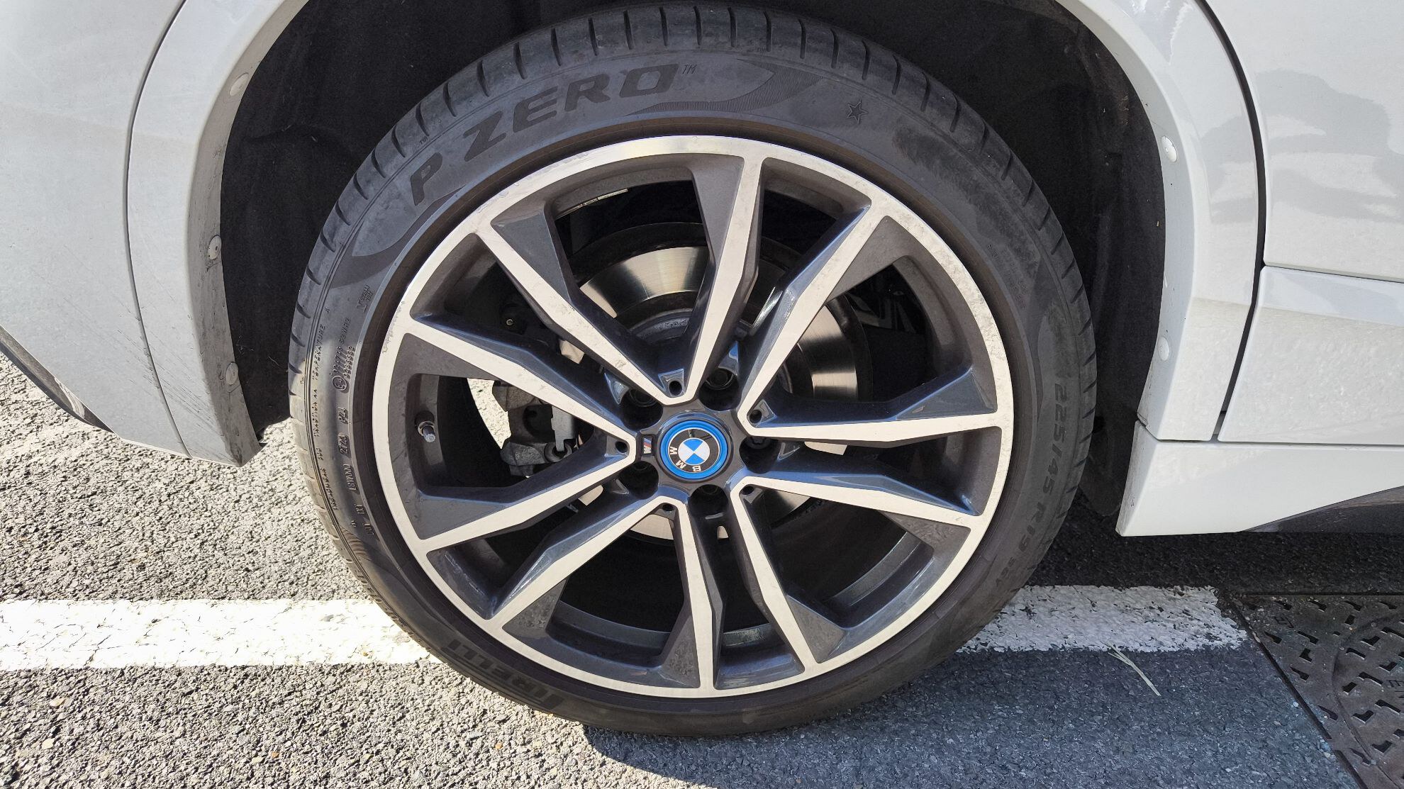 BMW X2. X2 F39 xDrive 25e 220 ch BVA6 M Sport 2022