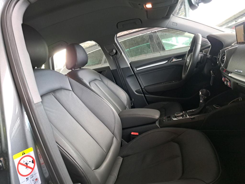 AUDI A3/S3 A3 BERLINE 35 TFSI CoD 150 S tronic 7 Business line 2020