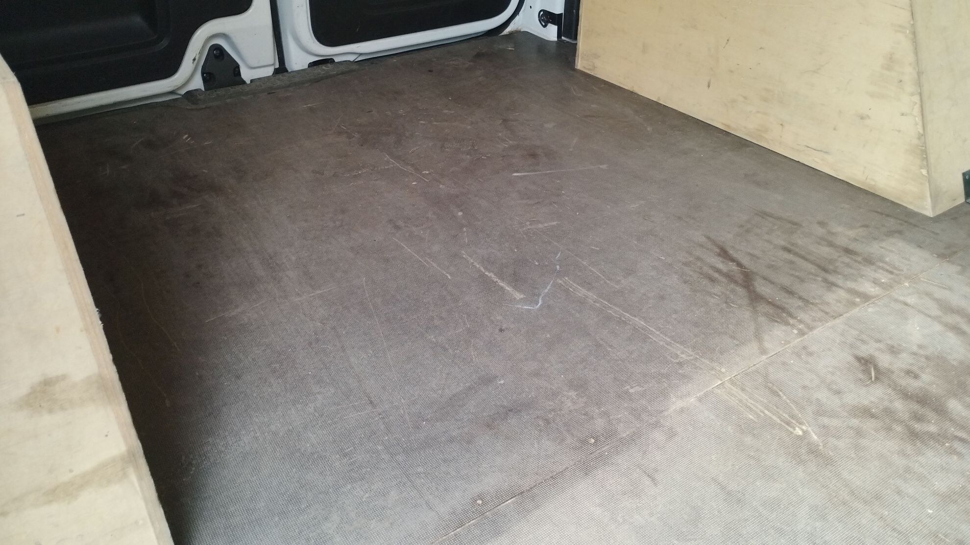 RENAULT TRAFIC FOURGON FG BLUE DCI 130 L1H1 2T8 GSR2 EXTRA 2024