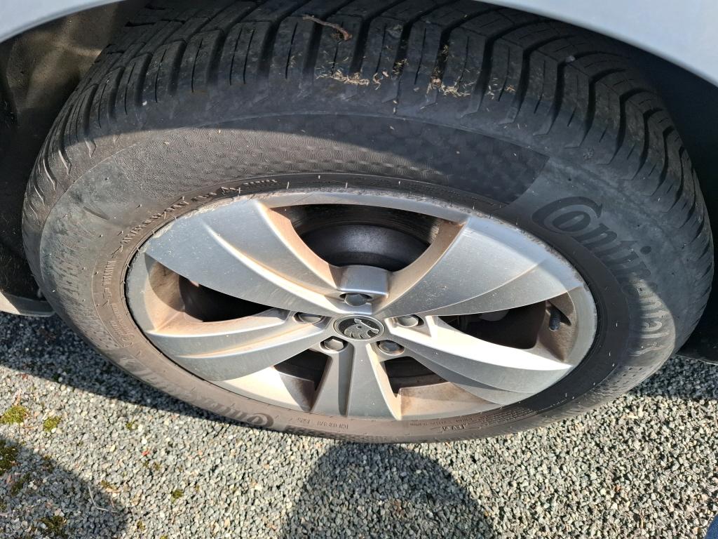 SKODA SUPERB COMBI 2.0 TDI 150 SCR DSG7 Business 2021