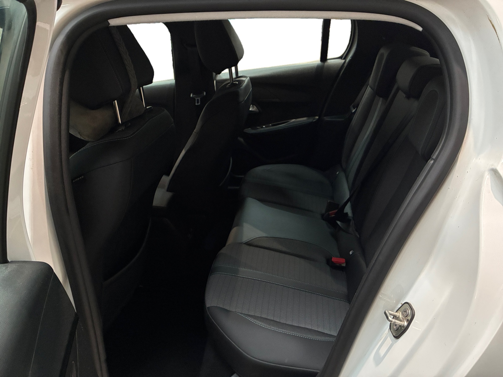 PEUGEOT 208 BlueHDi 100 S&S BVM6 Allure Allure 2020