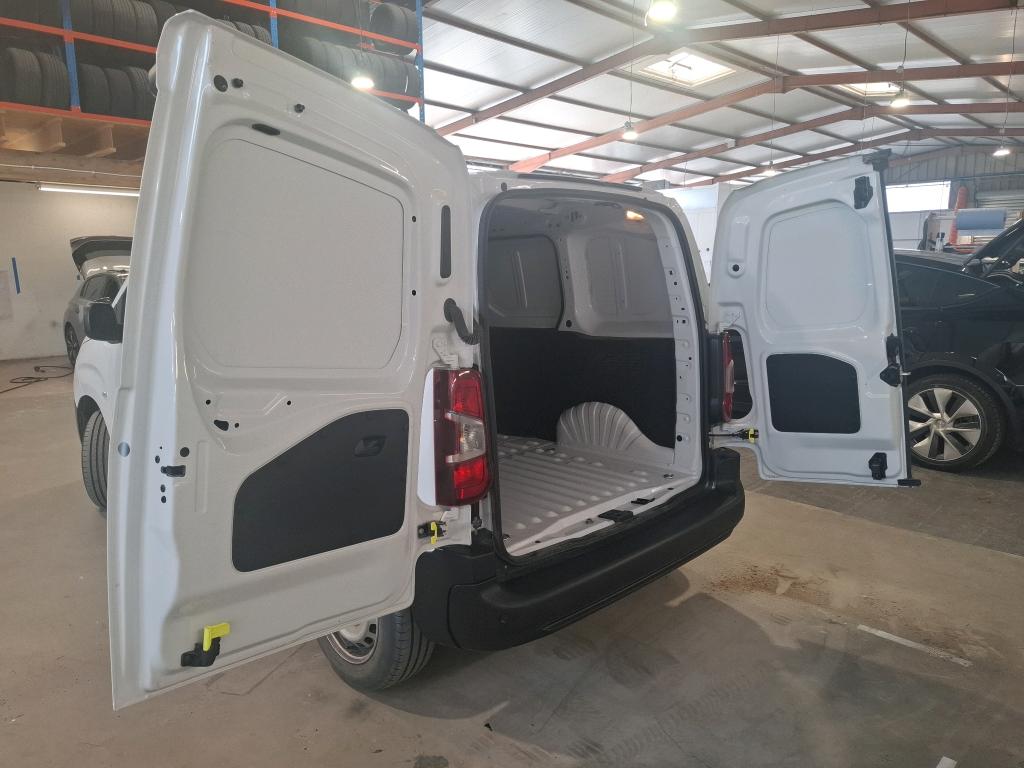 PEUGEOT PARTNER FGN FOURGON STANDARD 650 KG BLUEHDI 100 S&S BVM6 ASPHALT 2023