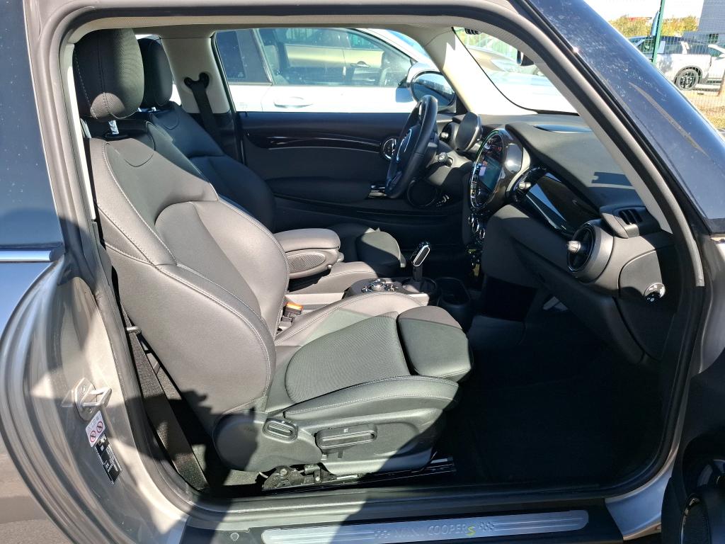MINI HATCH 3 Portes Cooper SE 184 ch Essential 2023
