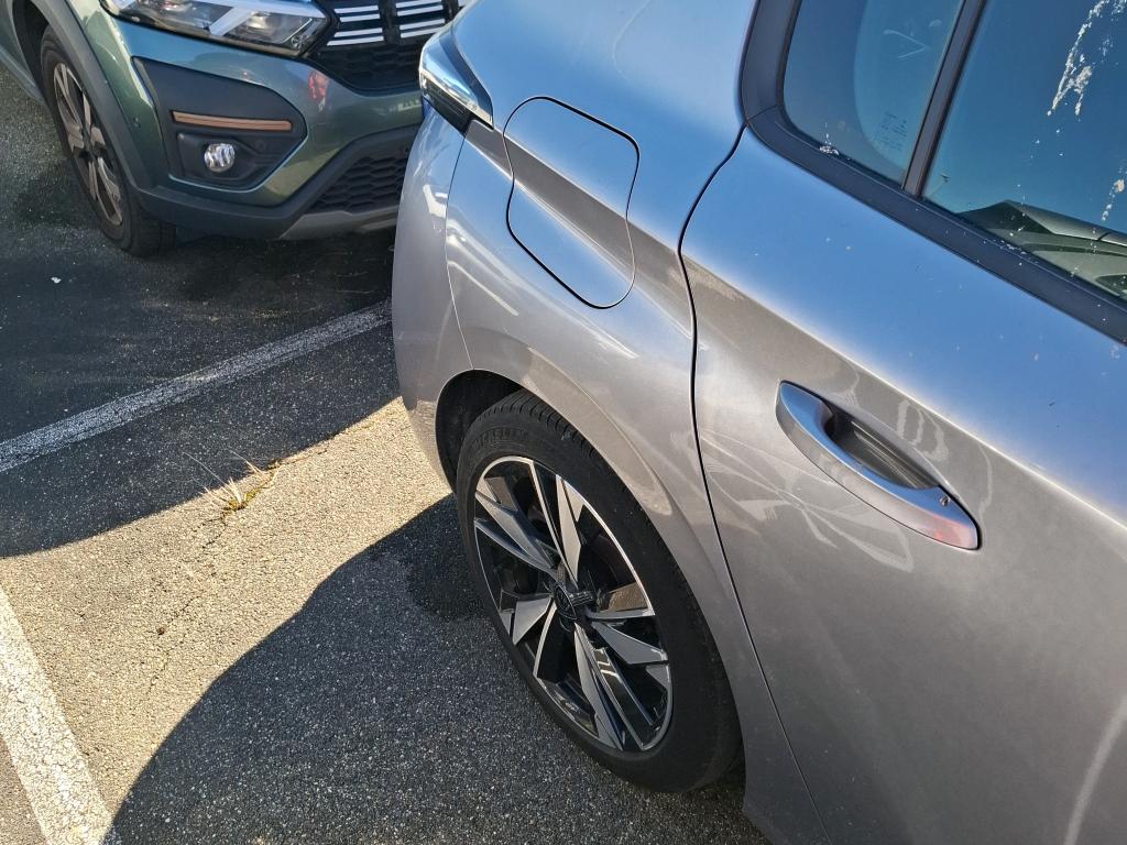 PEUGEOT 308 PHEV 180 e-EAT8 Active Pack 2023