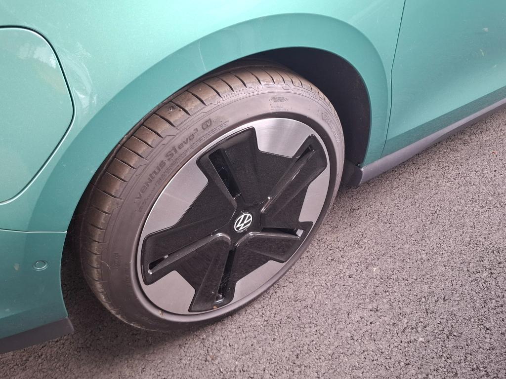 VOLKSWAGEN ID. BUZZ 286 ch Pro 7 places 2025