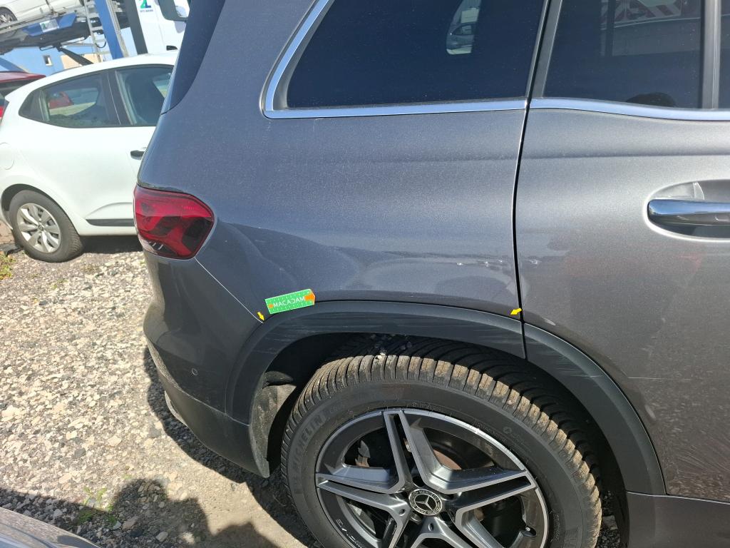 MERCEDES-BENZ MERCEDES GLB 200 7G-DCT AMG Line 2022