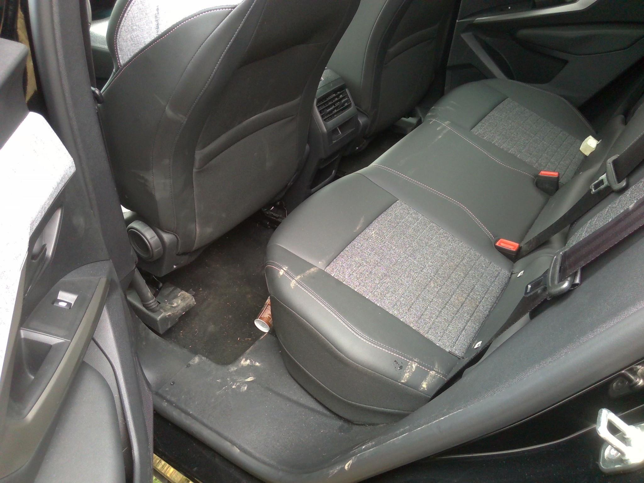 PEUGEOT 3008 Hybrid 136 e-DCS6 Allure 2025