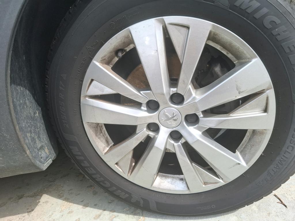 PEUGEOT 5008 BlueHDi 130ch S&S BVM6 Active Pack 2022