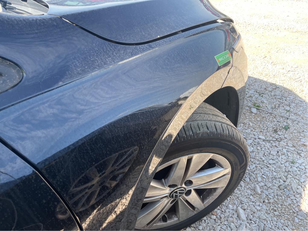 VOLKSWAGEN GOLF 1.0 TSI OPF 110 BVM6 Life Business 2022