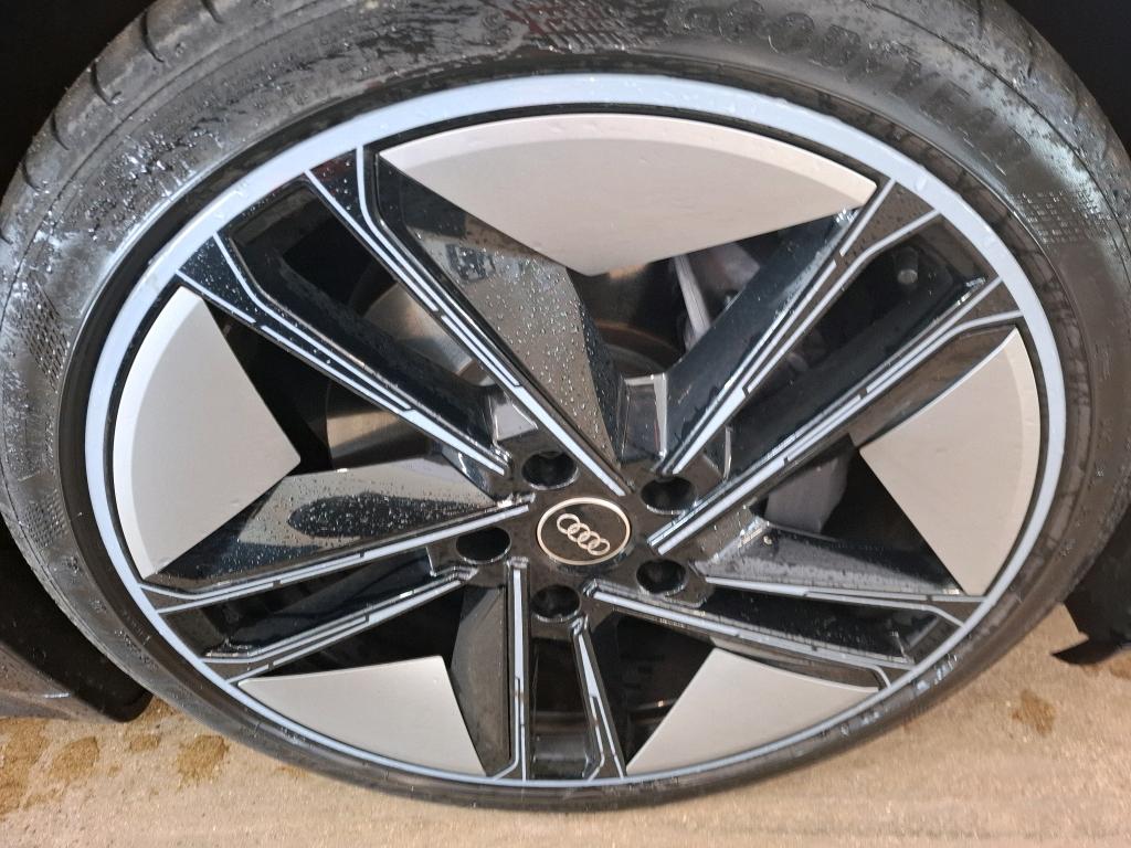 AUDI E-TRON GT 476 ch quattro Avus 2023