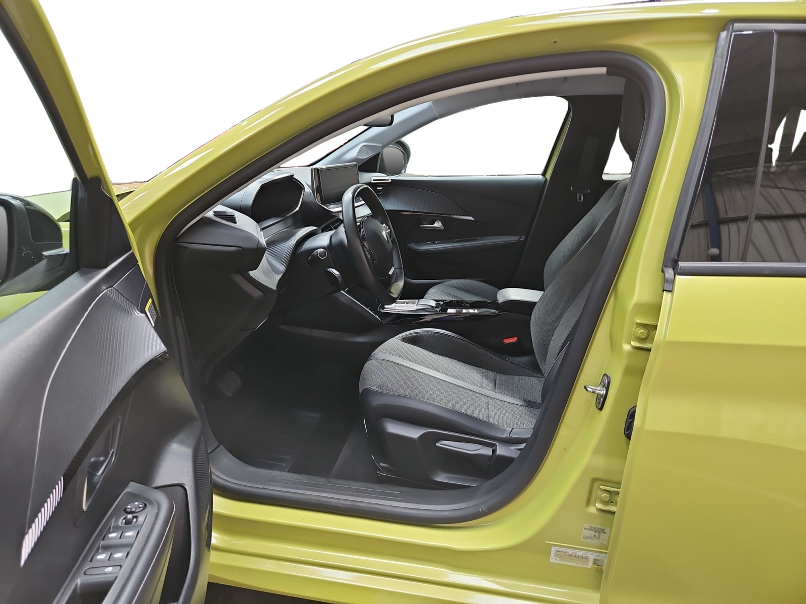 PEUGEOT 208 Electrique 50 kWh 136ch Allure 2024