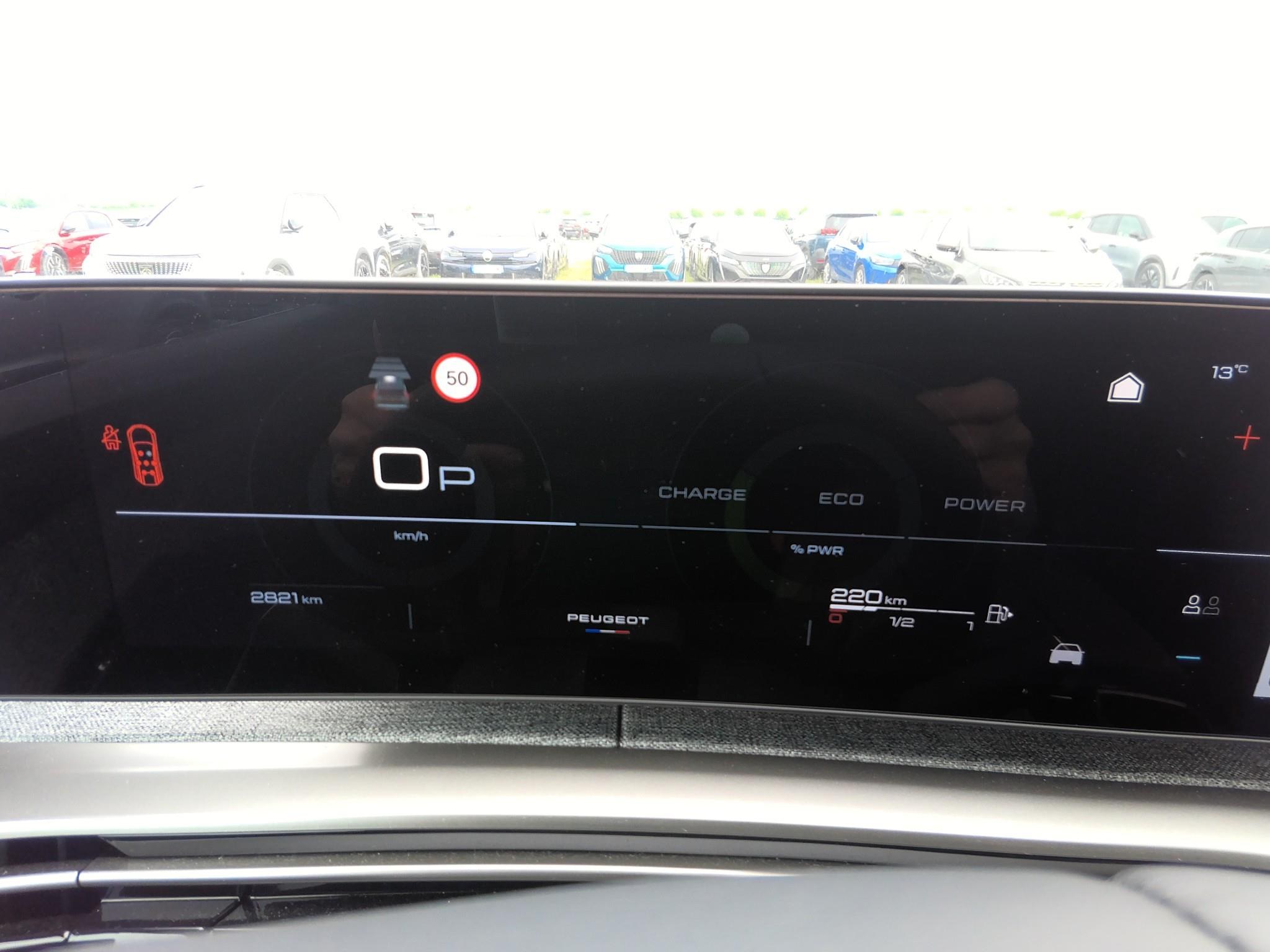 PEUGEOT 5008 Hybrid 145 ch e-DCS6 Allure 7pl 2026