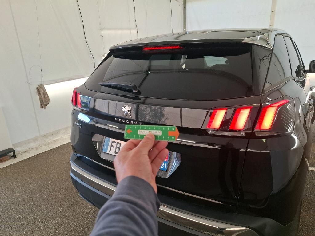 PEUGEOT 3008 BUSINESS Puretech 130ch S&S EAT8 Active 2018