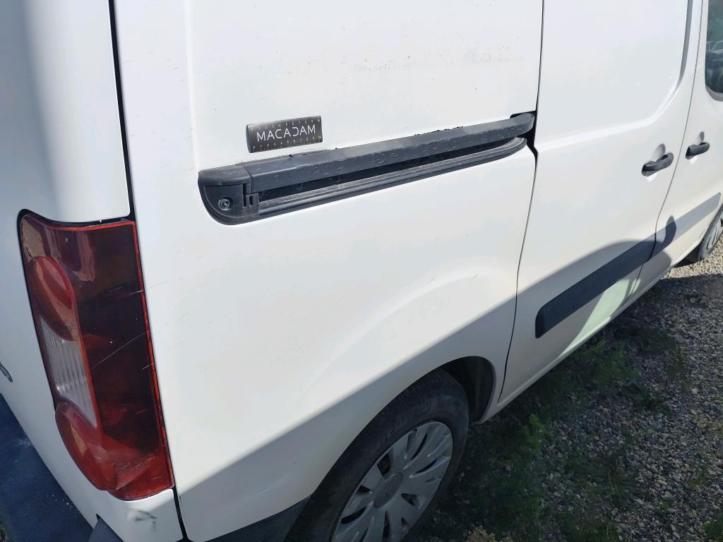 CITROEN BERLINGO FOURGON M BLUEHDI 100 S&S BUSINESS 2018
