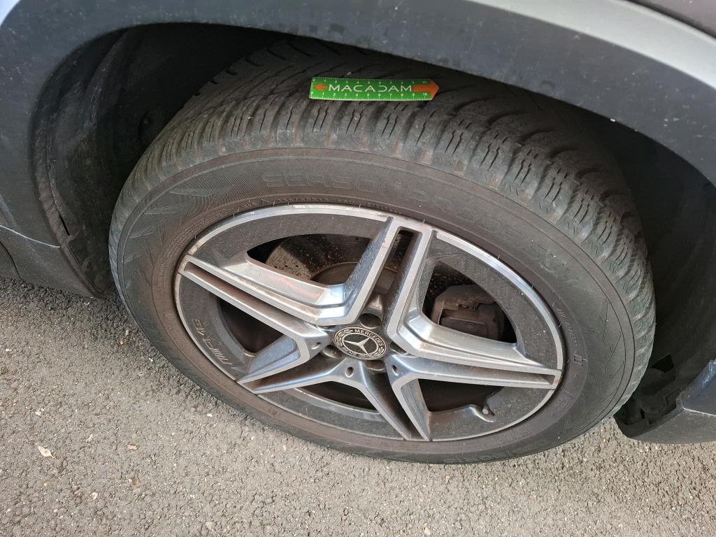 MERCEDES GLB 200 d 8G-DCT AMG Line 2022