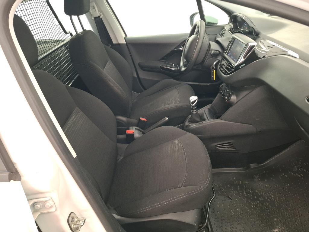 PEUGEOT 208 AFFAIRE BLUEHDI 100 BVM6 PREMIUM PACK 2018