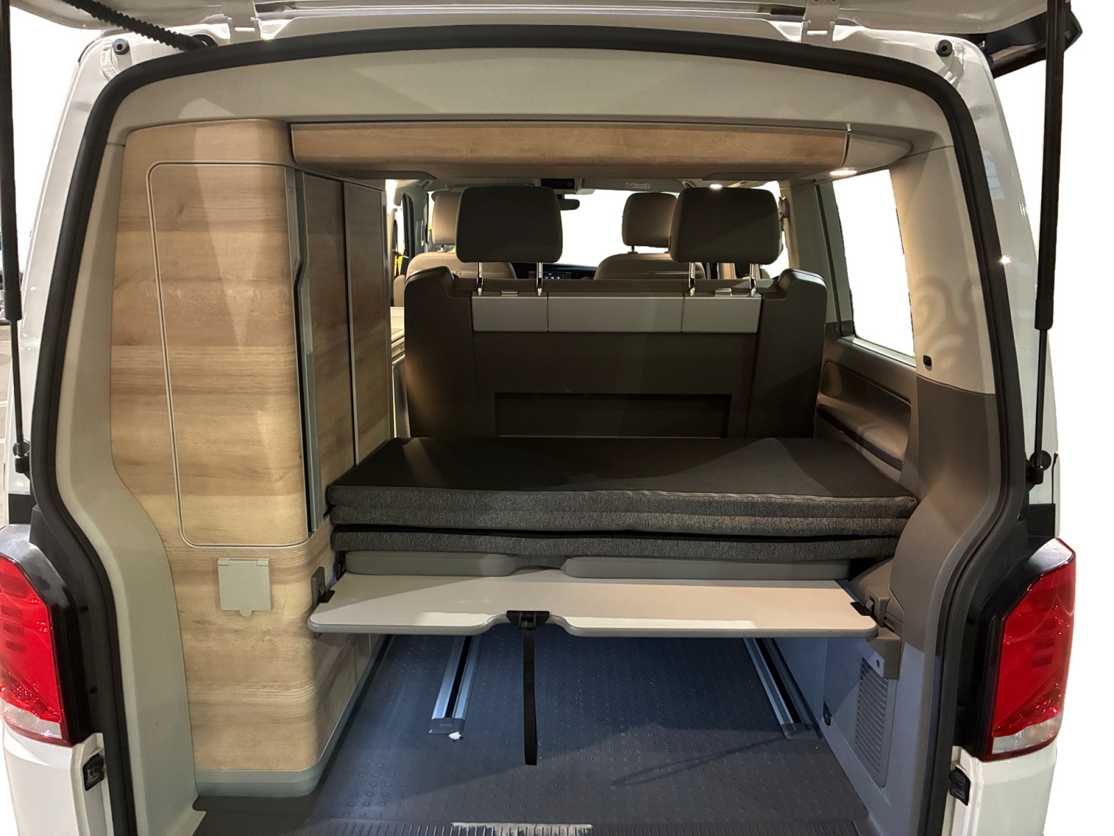 VOLKSWAGEN CALIFORNIA 6.1 2.0 TDI 150 BMT DSG7 Coast 2023