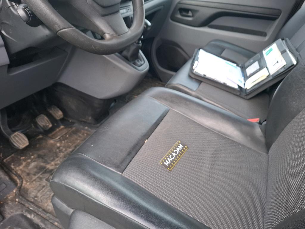 PEUGEOT EXPERT FOURGON TOLE STANDARD 2.0 BLUEHDI 120 S&S BVM6 PREMIUM 2018