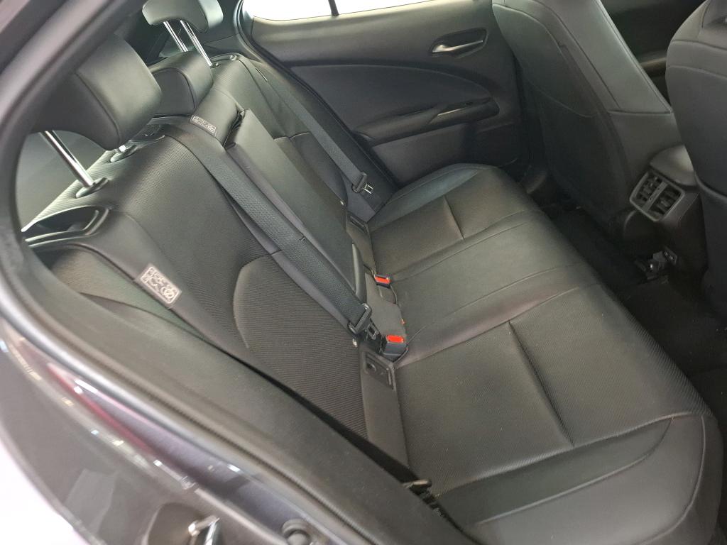LEXUS  2022