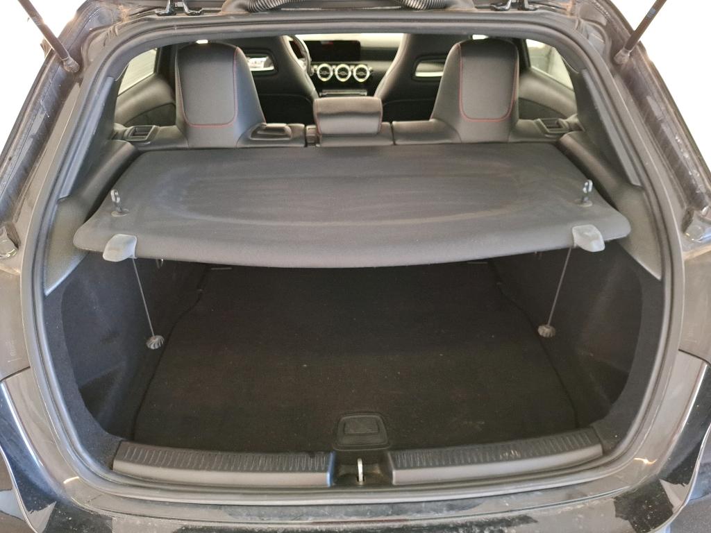 MERCEDES CLASSE A 200 7G-DCT AMG Line 2022